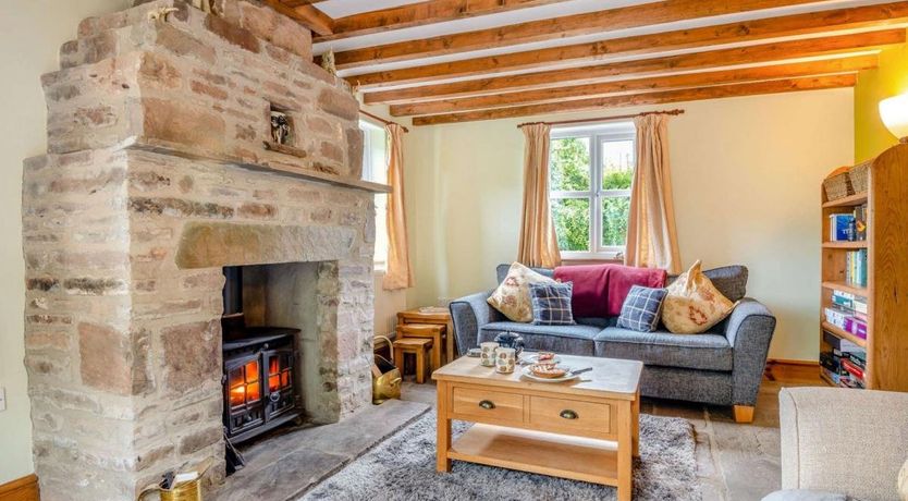 Photo of 4 Bed in Velindre