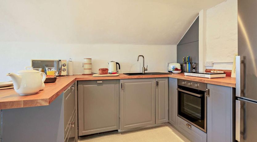 Photo of 1 Bed in Taunton