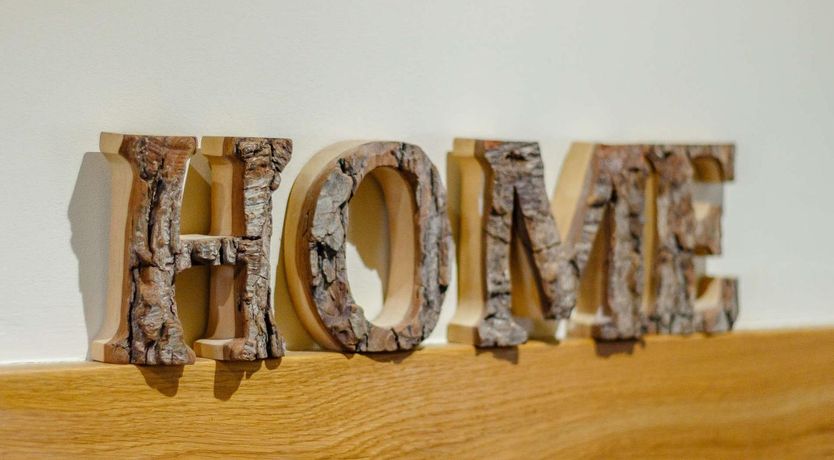 Photo of 4 Bed in Abergavenny