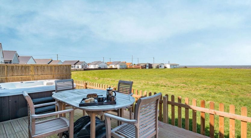 Photo of 2 Bed in Walcott