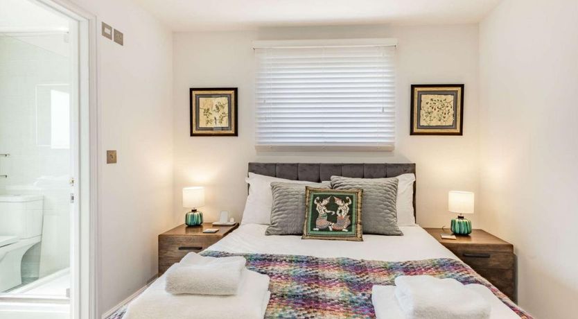 Photo of 2 Bed in Walcott