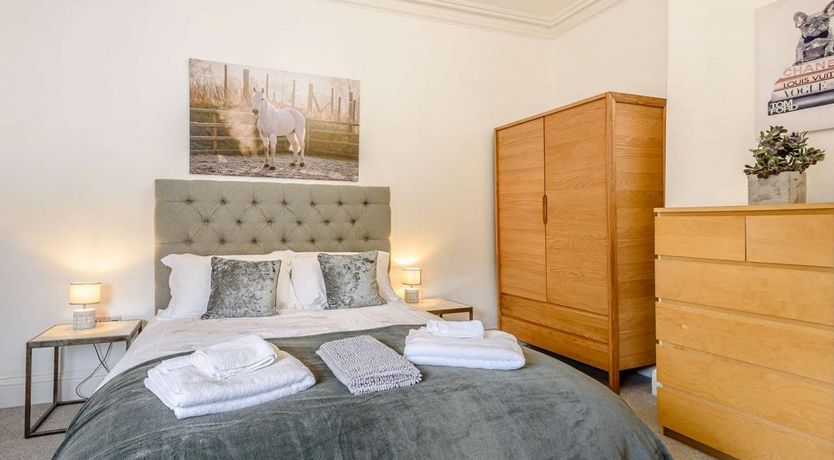 Photo of 4 Bed in Matlock