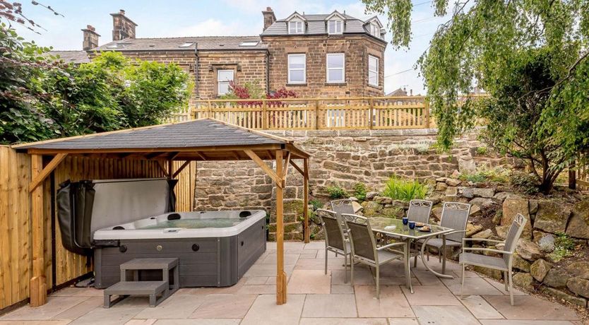 Photo of in Matlock (88011)