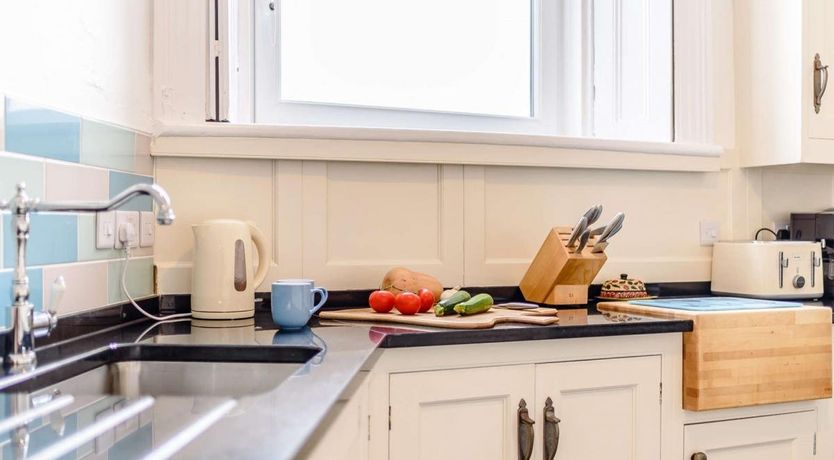 Photo of 4 Bed in Matlock