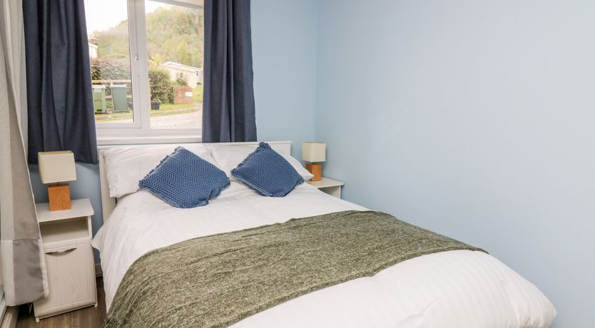 Photo of Cwtsh Cragen