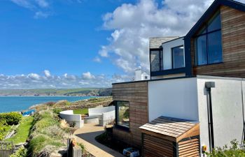 The Old Coastguard Lookout Holiday Cottage