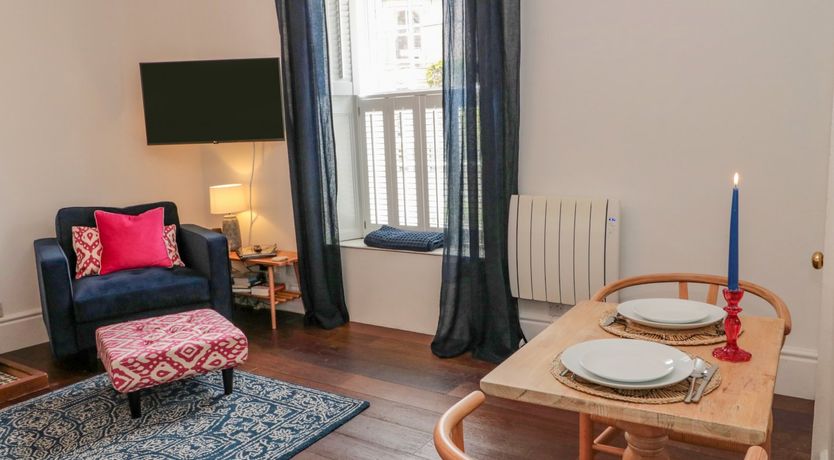 Photo of 8 Pedwell Way