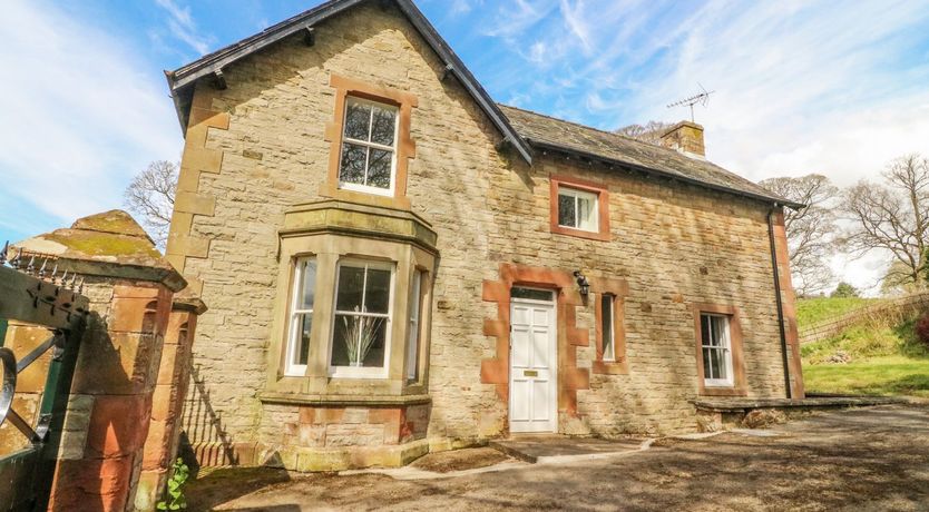 Photo of South Lodge