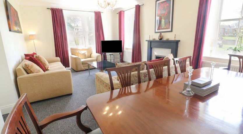 Photo of South Lodge