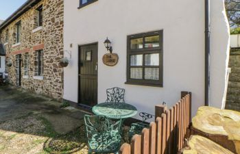 The Lodge at The Cridford Inn Holiday Cottage