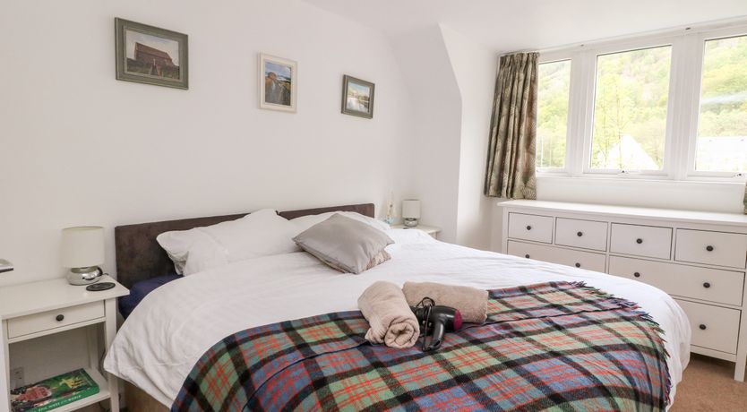 Photo of 12 Kenmore Cottages