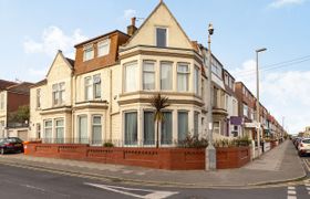 Photo of cherry-tree-house-3