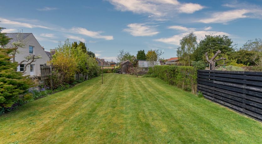 Photo of Meet Me On The Green