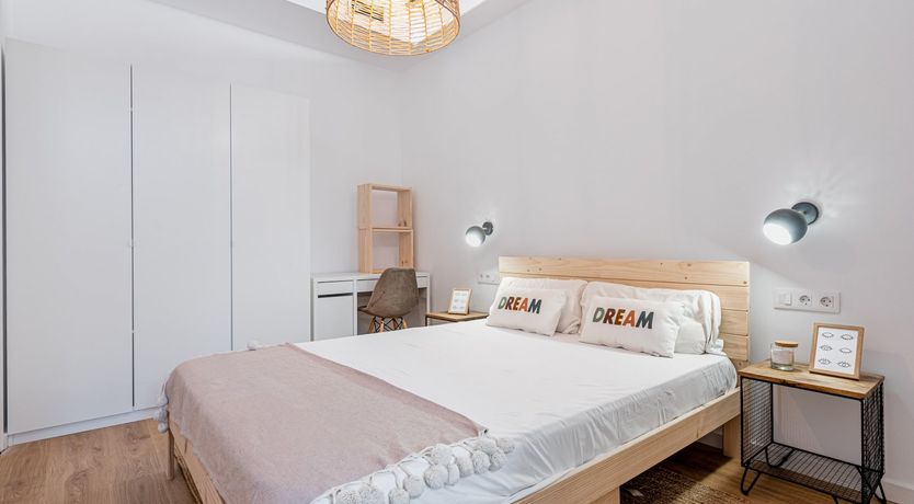 Photo of Simple & Sweet