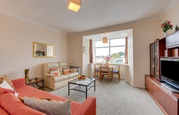 Gwylan, Flat 1 Apartment