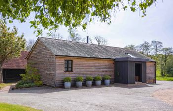 The Long Barn Holiday Cottage