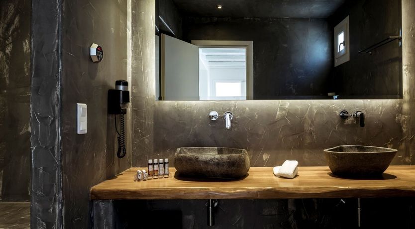 Photo of Cyclade Serenity