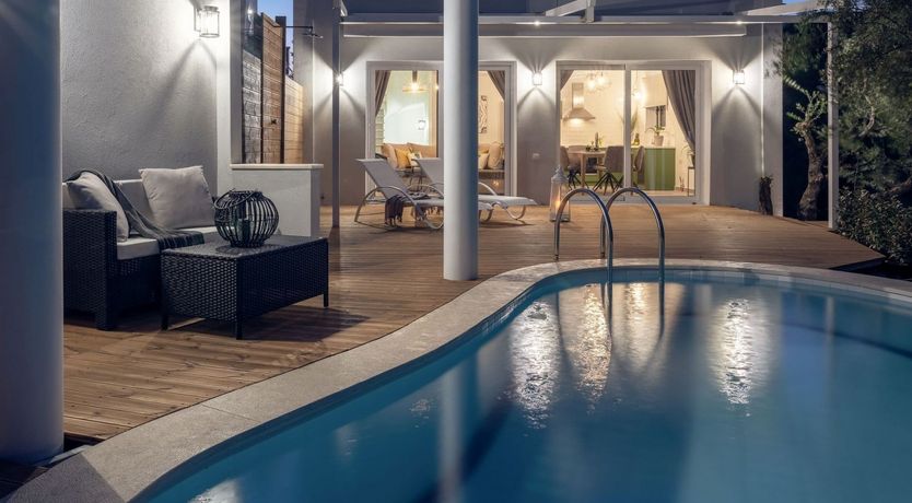 Photo of The Apple Blossom