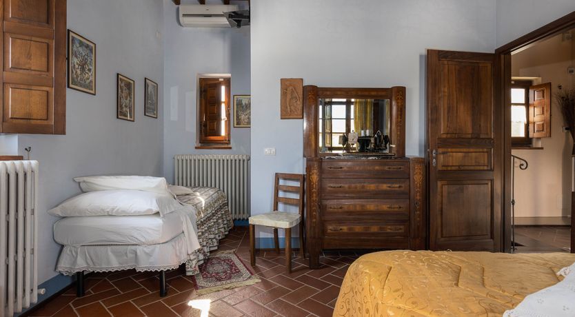 Photo of Tuscan Rose