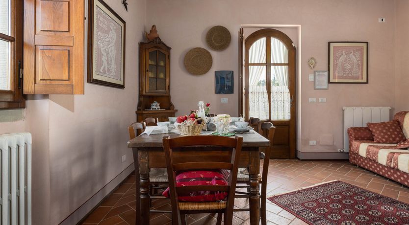 Photo of Tuscan Rose