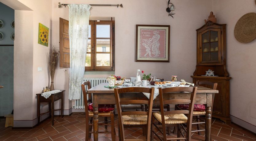 Photo of Tuscan Rose