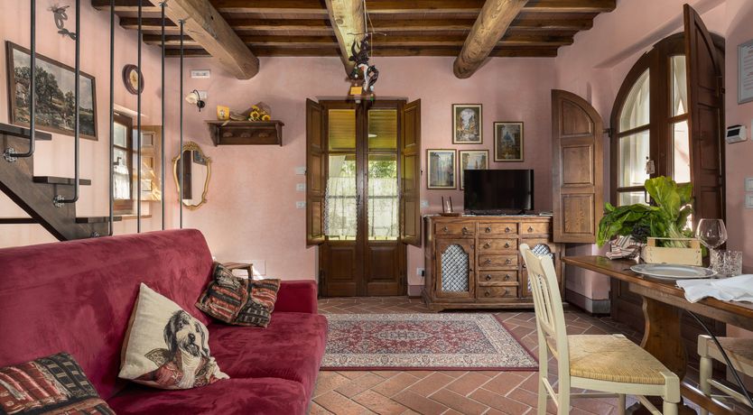 Photo of Tuscan Rose