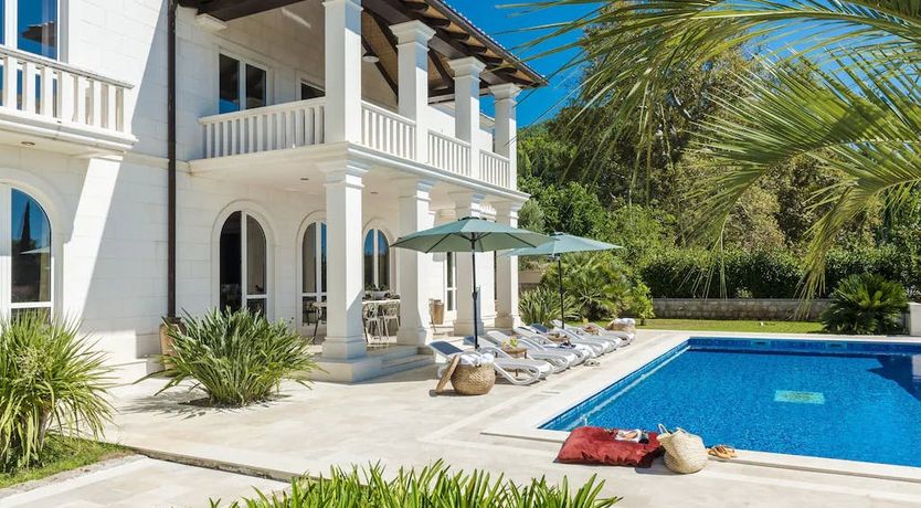 Photo of Hail the New Romantic