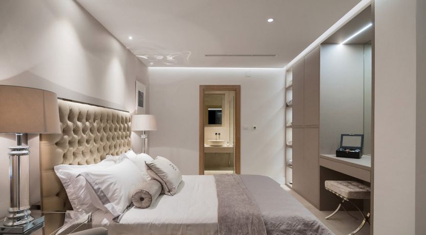 Photo of Dreams Through The Leaves