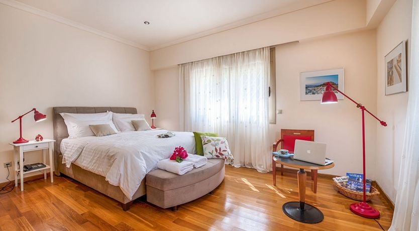 Photo of Moonlight On The Marble