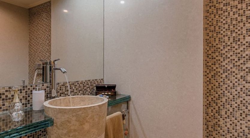 Photo of Moonlight On The Marble