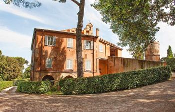 The Gates Of Rome Villa