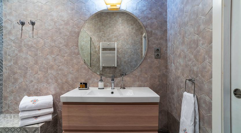 Photo of Modern Romance