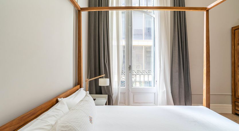 Photo of Modern Romance