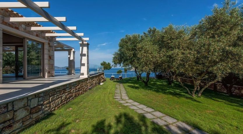 Photo of Flower of Levante