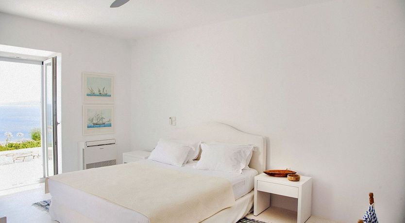 Photo of In The Mustardseed Sun