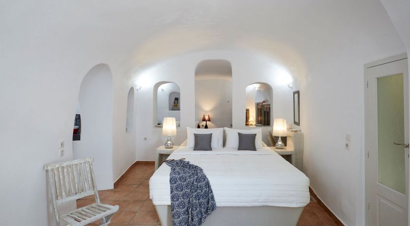 Photo of The Radiant Muse