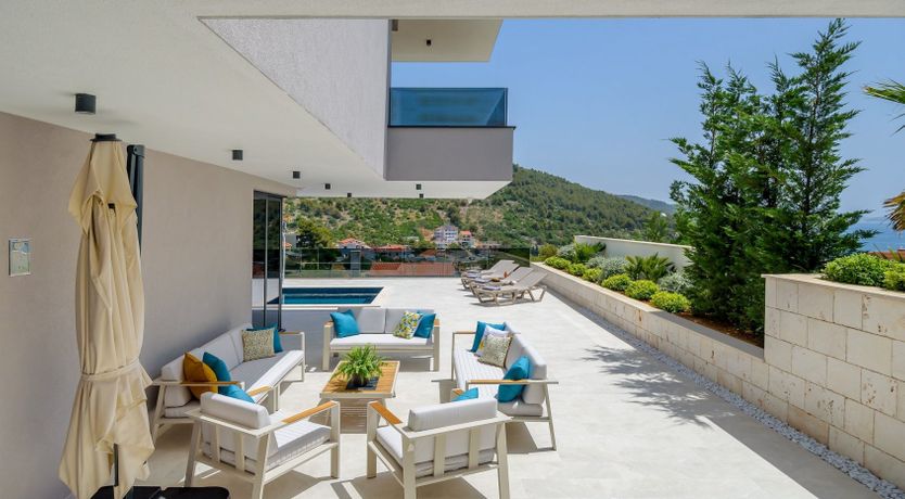 Photo of Gin & Lemon Juice