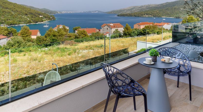 Photo of Gin & Lemon Juice