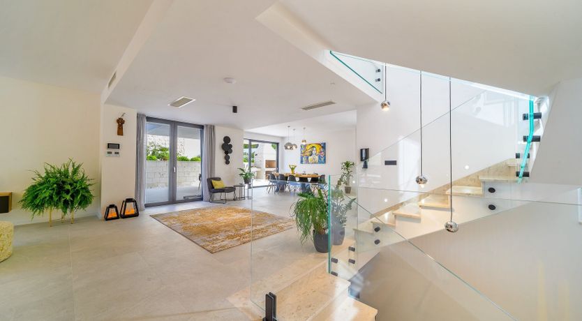 Photo of Gin & Lemon Juice