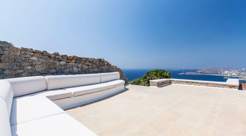 Photo of An Eye To The Sea