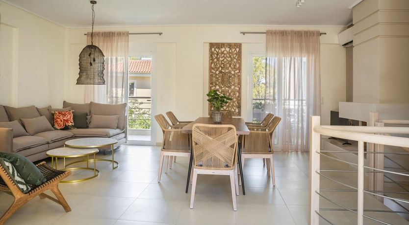 Photo of Wicker & Wood