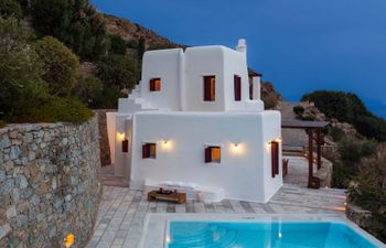 Mykonian Shimmer Villa