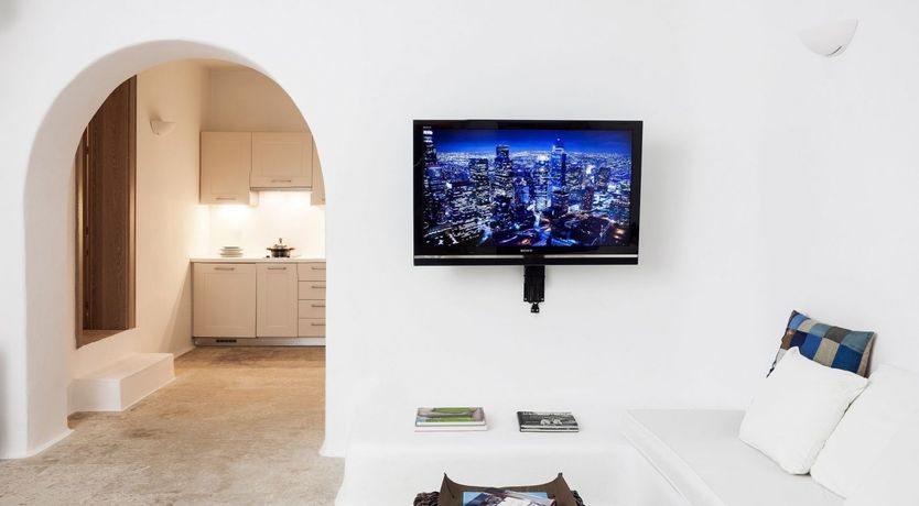 Photo of Mykonian Shimmer