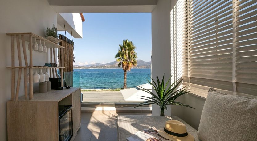 Photo of Woven Waves