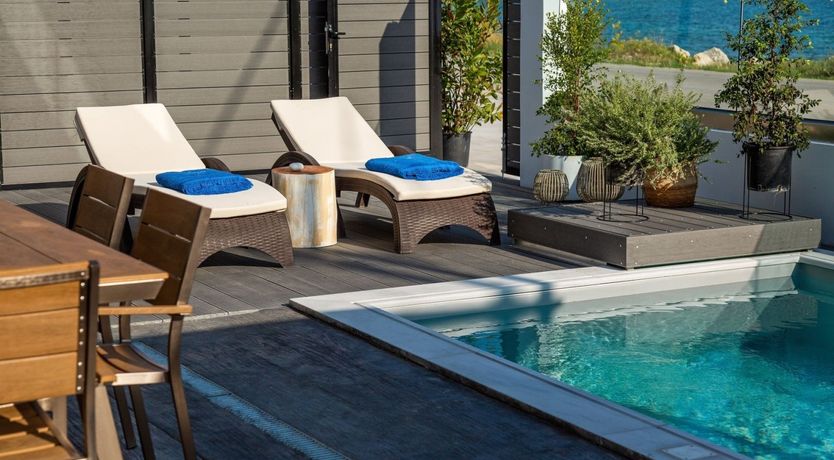 Photo of Woven Waves