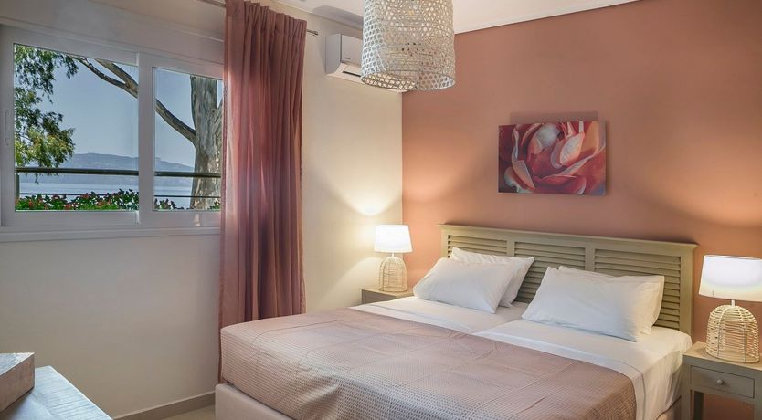 Photo of Ionian Peach