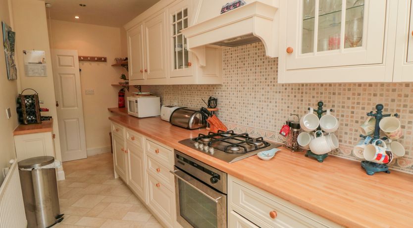 Photo of Sandsend Sunset View