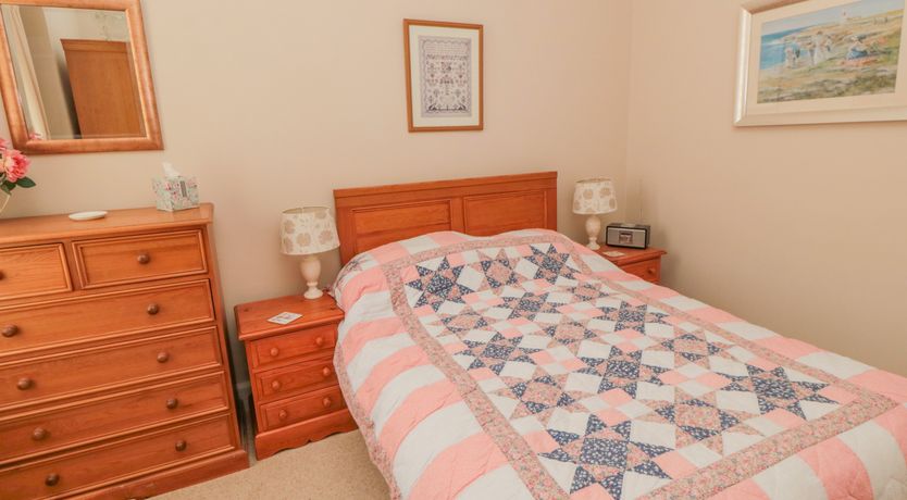 Photo of Sandsend Sunset View