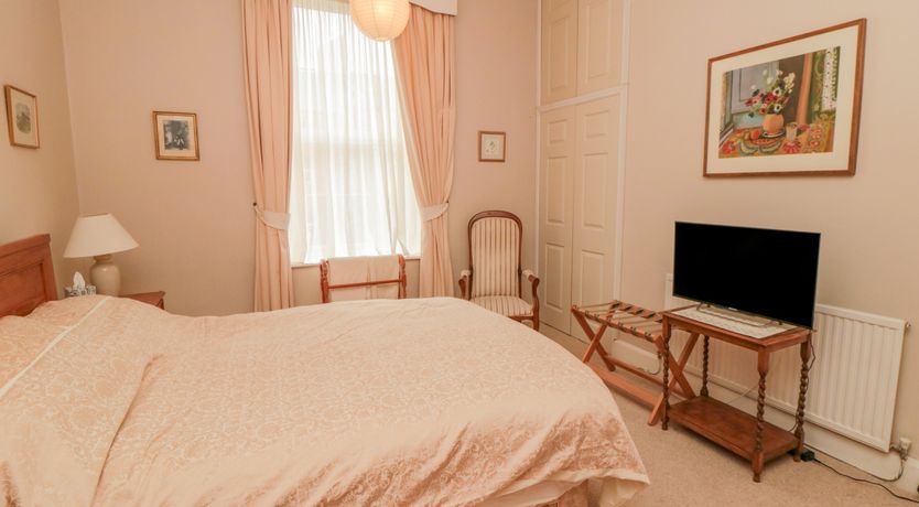 Photo of Sandsend Sunset View