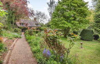 Saint Pancras Chapel Holiday Cottage